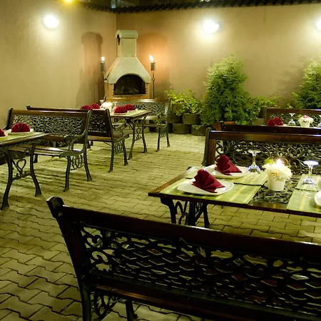 ホテル Gema ブラショフ